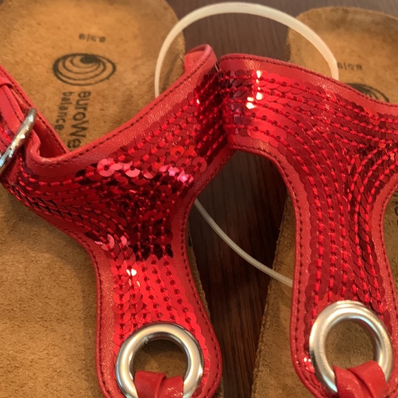 Euro Wellness Balance sandals NWOT. Red sequins . Size 8.5/9. See photos - Picture 5 of 5